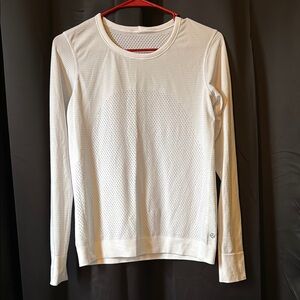 Lululemon Swiftly Tech Long Sleeve Crew shirt